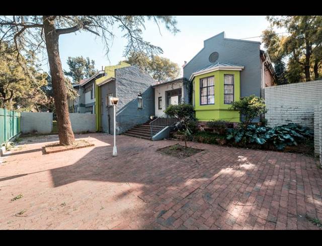 21 BEDROOM HOUSE FOR SALE IN JEPPESTOWN